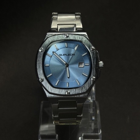 Minimal Tasarımlı Kare Kasa Analog Saat