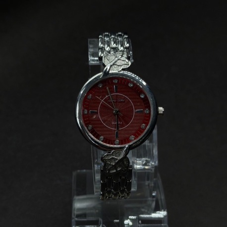 Gümüş Metal Kordonlu Bordo Kadran Şık Kadın Saati