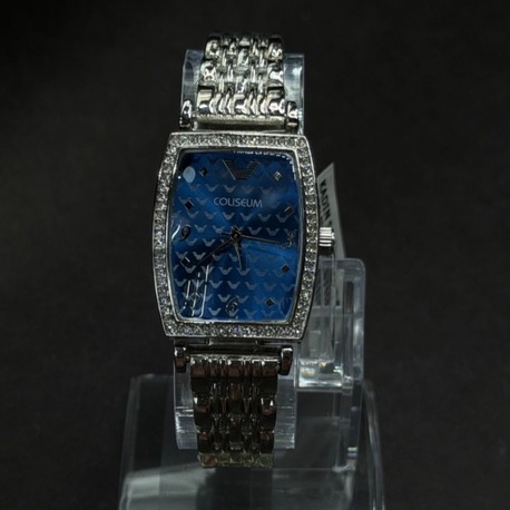 Şık Taş Çerçeveli Lacivert Ton Kadın Saati