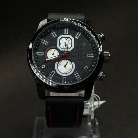 Siyah Kadranlı Deri Kordon Analog Erkek Kol Saati