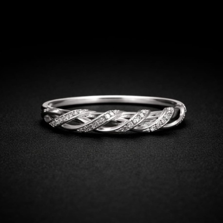 Sade ve Şık Örgü Tasarım Yüzük