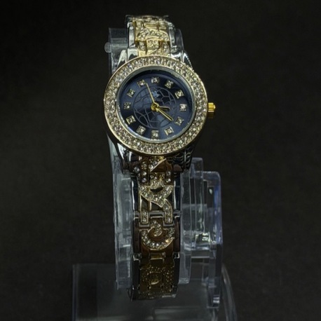 Şık Tasarımlı Taş Detaylı Kadın Kol Saati