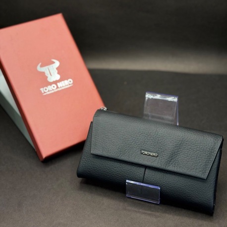 Siyah Kadın Cüzdanı – Çok Bölmeli Fermuarlı Model